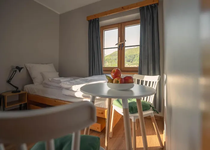 Hotel żarliwe Klimaty - *