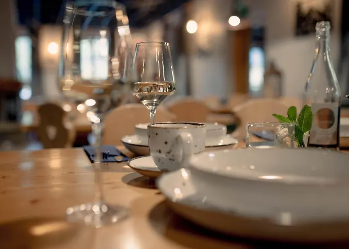 Hotel żarliwe Klimaty - *