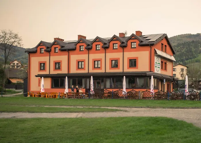 Hotel żarliwe Klimaty - *